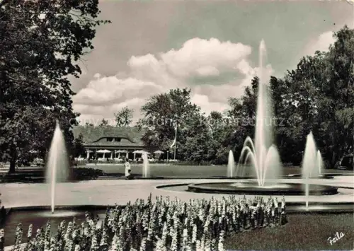 AK / Ansichtskarte FueRTH  Bayern Stadtpark Fontaenenhof und Milchgaststaette