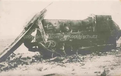 AK / Ansichtskarte Militaria Panzer Tank Char d Assaut 