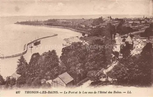 AK / Ansichtskarte Thonon-les-Bains 74 Haute-Savoie Le Port et le Lac vues de l'Hotel des Bains