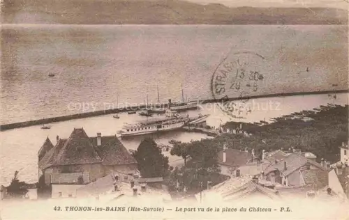 AK / Ansichtskarte Thonon-les-Bains 74 Haute-Savoie Le port vu de la place du Chateau