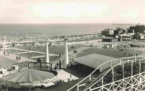 AK / Ansichtskarte Seaburn Sunderland UK Panorama Blick zum Strand