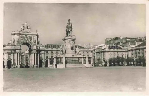 AK / Ansichtskarte Lissabon Lisbon LISBOA PT Praca de Commercio Monumento