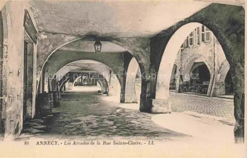 AK / Ansichtskarte ANNECY 74 Haute-Savoie Les Arcades de la Rue Sainte Claire