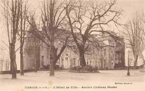 AK / Ansichtskarte Nangis Provins 77 Seine-et-Marne Hotel de Ville Ancien Chateau feodal