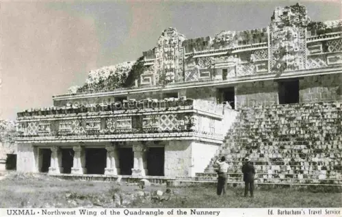 AK / Ansichtskarte Uxmal Yucatan Merida Mexico Northwest Wing of the Quadrangle of the Nunnery Ruinen Mayastadt