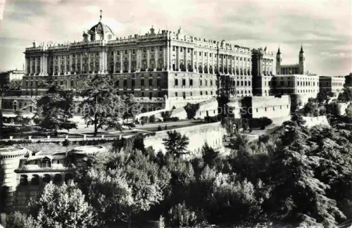 AK / Ansichtskarte MADRID  ES Palacio Real