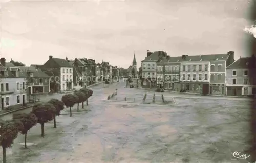 AK / Ansichtskarte Routot Bernay 27 Eure Vue générale Centre Place