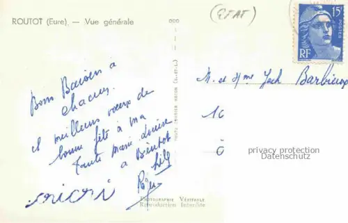 AK / Ansichtskarte Routot Bernay 27 Eure Vue générale Centre Place