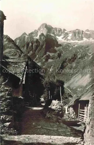 AK / Ansichtskarte Le Valgaudemar GAP 05 Hautes-Alpes Village des Portes et le Mont Olan