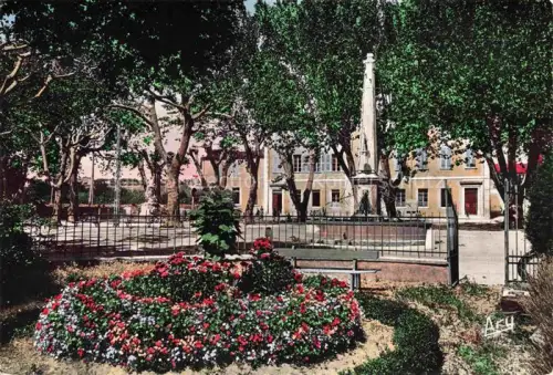 AK / Ansichtskarte Aups Brignoles 83 Var Jardin de l'Hôpital Fontaine du Cours