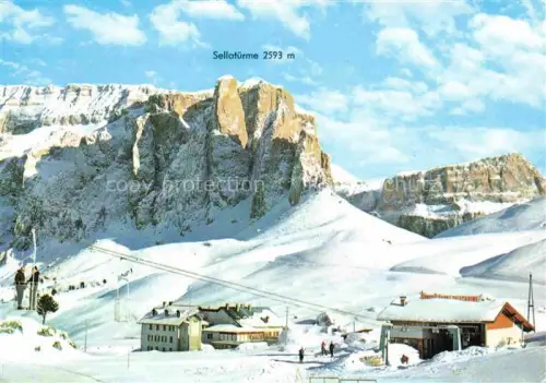 AK / Ansichtskarte Sellajochhaus 2200m Selva di Val Gardena IT Panorama mit Sellatuermen