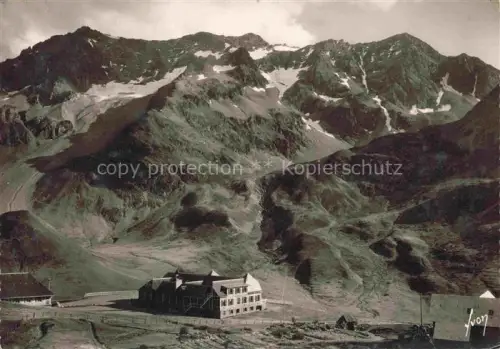 AK / Ansichtskarte Col du Lautaret 2075m Saint-Vincent-les-Forts 04 Alpes-de-Haute-Provence Massif du Combeynot Chalet-Hôtel et Jardin Botanique alpin