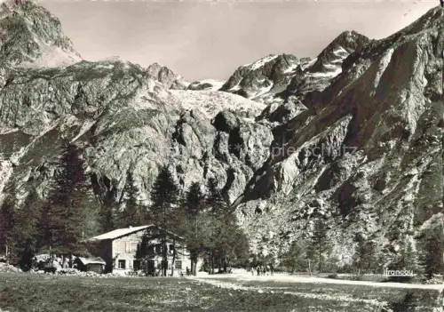 AK / Ansichtskarte Carle 1875m St-Chaffrey Briancon 05 Hautes-Alpes Chalet du Pré de Madame et le Glacier Blanc