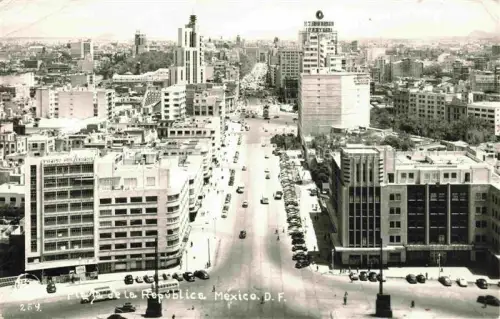 AK / Ansichtskarte Mexico  City D.F. Mexico Plaza de la República