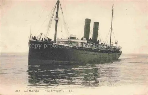 AK / Ansichtskarte Dampfer Oceanliner Le Havre La Bretagne