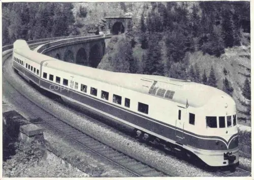 AK / Ansichtskarte Eisenbahn Railway Chemin de Fer Ferrovia-- Dieselhysraulischer Triebwagenzug 