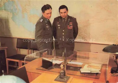 AK / Ansichtskarte Raumfahrt Space Spatial Kosmosflug UdssR/DDR Waleri Bykowski Sigmund Jahn 