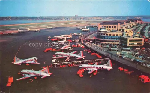 AK / Ansichtskarte Flughafen Airport Aeroporto la Guardia New York Flugzeuge 