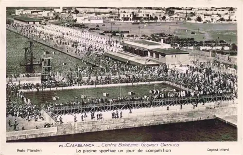AK / Ansichtskarte CASABLANCA Maroc Centre Balnéaire Georges Orthlieb Piscine sportive un jour de compétition vue aérienne