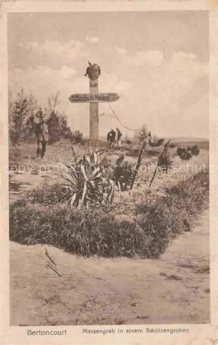 AK / Ansichtskarte Bertoncourt RETHEL 08 Ardennes Massengrab in einem Schuetzengraben Kriegs-Erinnerungs-Karte