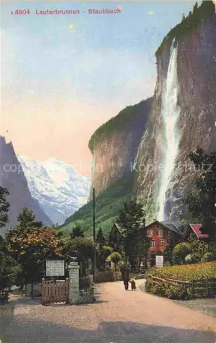 AK / Ansichtskarte Lauterbrunnen BE mit Staubach Wasserfall