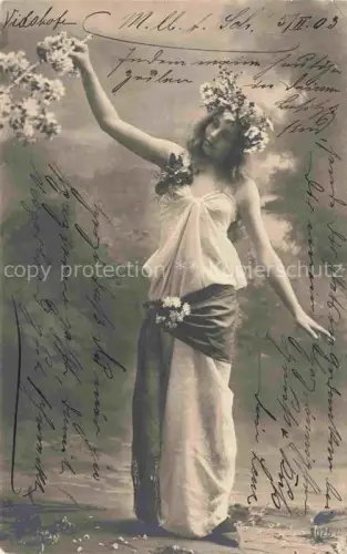 AK / Ansichtskarte Frauen Foto Bluetenzweig Kopf Granz 