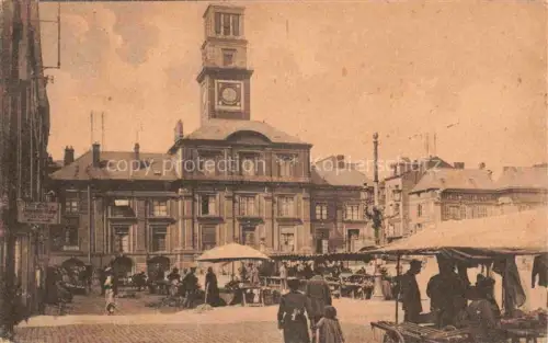 AK / Ansichtskarte CHARLEVILLE -MEZIERES 08 Ardennes Marktplatz mit Rathaus