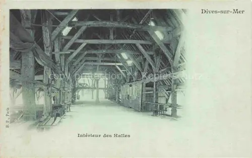 AK / Ansichtskarte Dives -sur-Mer LISIEUX 14 Calvados Intérieur des Halles