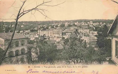 AK / Ansichtskarte Sevres Boulogne-Billancourt 92 Hauts-de-Seine Vue générale prise de la Gare de la rive gauche