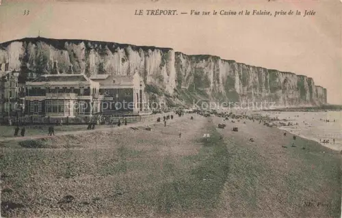 AK / Ansichtskarte LE TREPORT Dieppe 76 Seine-Maritime Vue sur le casino et la falaise prise de la jetée