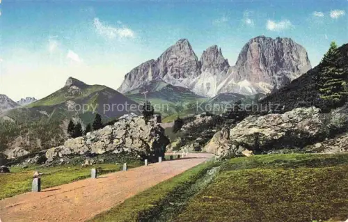 AK / Ansichtskarte Langkofelgruppe Sassolungo Sasso Lungo 3178m Bolzano IT vom Pordoijoch an der Dolomitenstrasse
