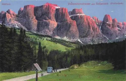 AK / Ansichtskarte Dolomiten Dolomiti IT Dolomitenstrasse mit Sellastock