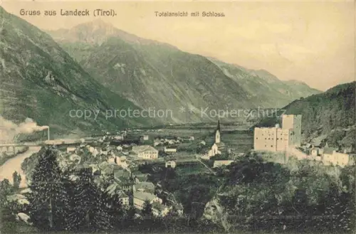 AK / Ansichtskarte Landeck  Tirol AT Totalansicht mit Schloss