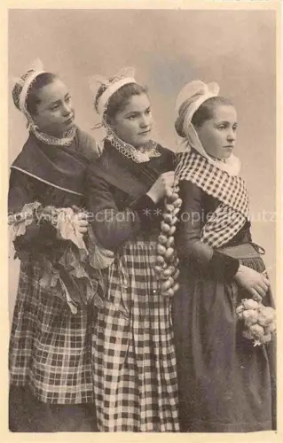 AK / Ansichtskarte ROSCOFF 29 Finistere Les Petites Roscovites