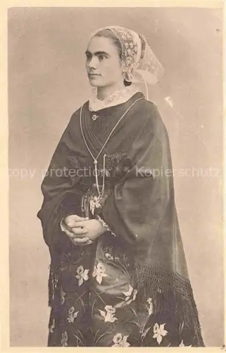 AK / Ansichtskarte Audierne QUIMPER 29 Finistere Jeune Fille du Cap 