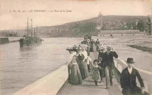 AK / Ansichtskarte LE TREPORT Dieppe 76 Seine-Maritime Le port et la jetée