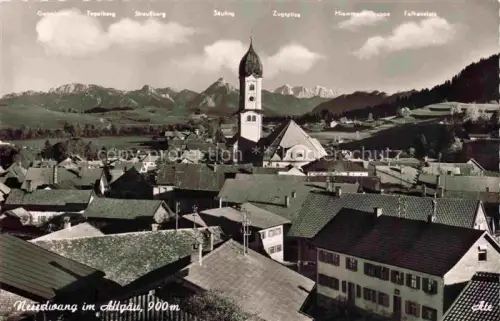 AK / Ansichtskarte Nesselwang Allgaeu Bayern Ortsansicht mit Kirche