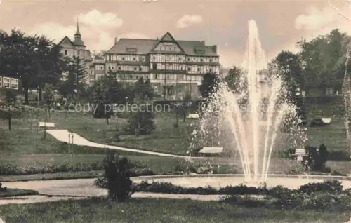 AK / Ansichtskarte Oberhof  Thueringen Springbrunnen Ernst Thaelmann Haus