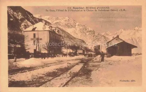 AK / Ansichtskarte Bourg-d Oisans GRENOBLE 38 Isere La gare Hôtel de l'Oberland Chaine de Belledonne Alpes en hiver