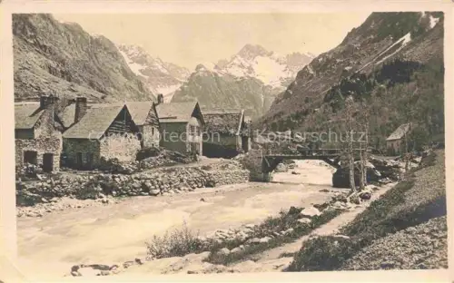 AK / Ansichtskarte Les Etages St-Christophe-en-Oisans Grenoble 38 Isere Vue générale aux bords de la rivière Alpes