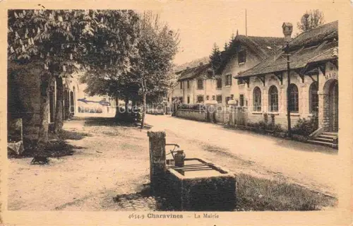 AK / Ansichtskarte Charavines-les-Bains La Tour-du-Pin 38 Isere La Mairie Fontaine