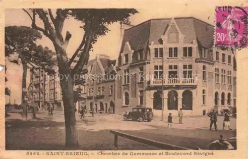 AK / Ansichtskarte Saint-Brieuc Saint-Brieux 22 Cotes-d Armor Chambre de Commerce et Boulevard Sévigné