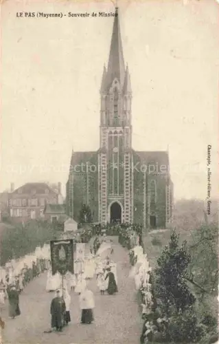 AK / Ansichtskarte Le Pas 53 Mayenne Souvenir de Mission Procession Eglise