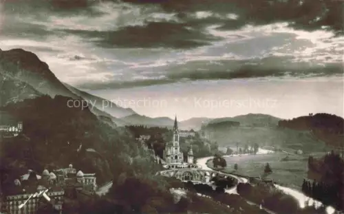 AK / Ansichtskarte LOURDES 65 La Basilique et le gave vus du Chateau fort
