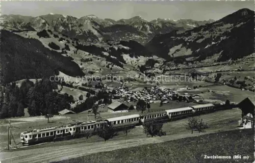 AK / Ansichtskarte Zweisimmen BE Panorama Eisenbahn