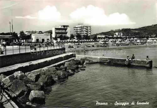 AK / Ansichtskarte PESARO Marche IT Spiaggia di levante