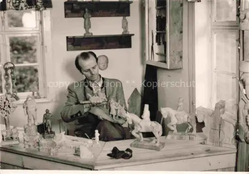 AK / Ansichtskarte Annaberg -Buchholz Erzgebirge Sachsen Schnitzstube Frohnauer Hammer Erzgebirgische Schnitzkunst