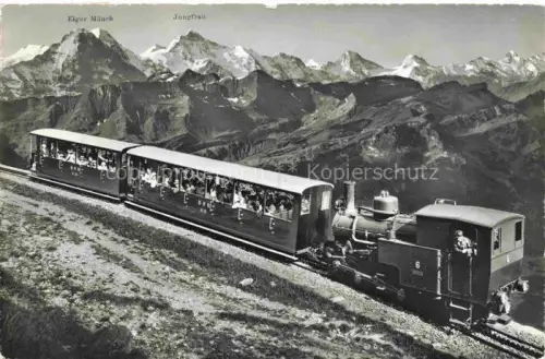 AK / Ansichtskarte Brienzer-Rothorn 2350m Brienzerrothorn BE Bahn mit Berner Hochalpen