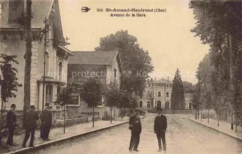 AK / Ansichtskarte St-Amand-Montrond St-Amand-Mont-Rond 18 Cher Avenue de la Gare