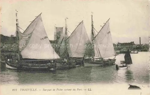 AK / Ansichtskarte TROUVILLE -SUR-MER 14 Calvados Barques de Peche sortant du Port
